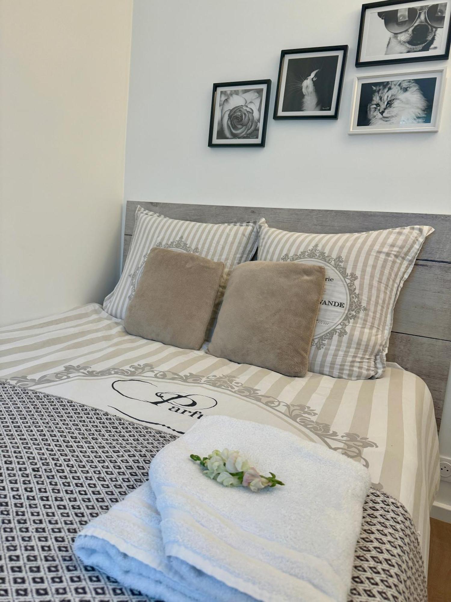 Une Chambre Dans Un Appartement Ablon-sur-Seine Bagian luar foto